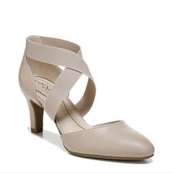 Life Stride Pumps Classic  Neutral Minimalist Capsule Preppy 6 ½ - Picture 1 of 9